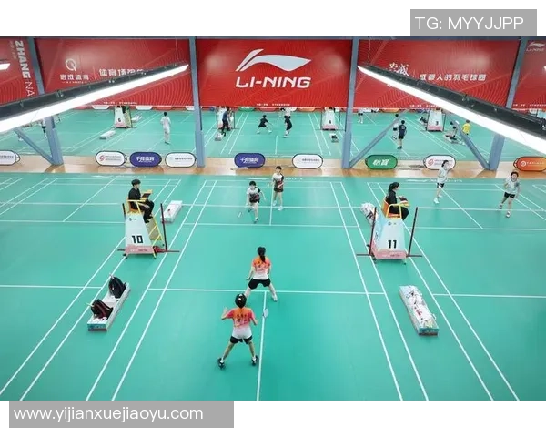 成都羽毛球队在精英赛积分榜中以96分稳居第一名展现强大实力 成都羽毛球队在精英赛积分榜中以96分稳居第一名展现强大实力